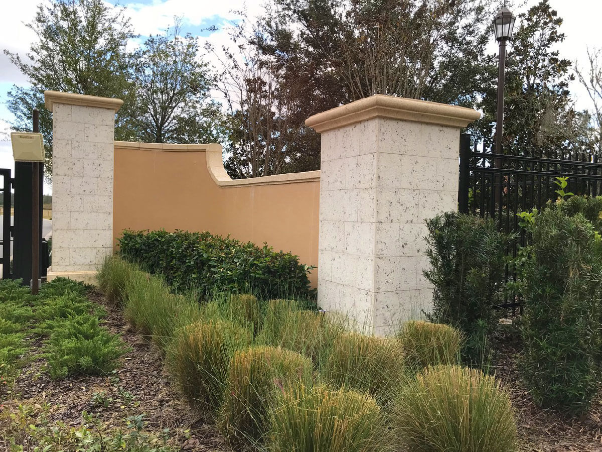 Golden Oak Entry Columns Wall Veneer