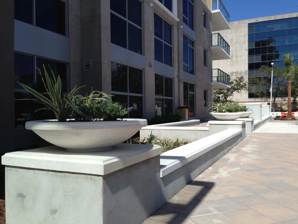 General Contractors & Architects