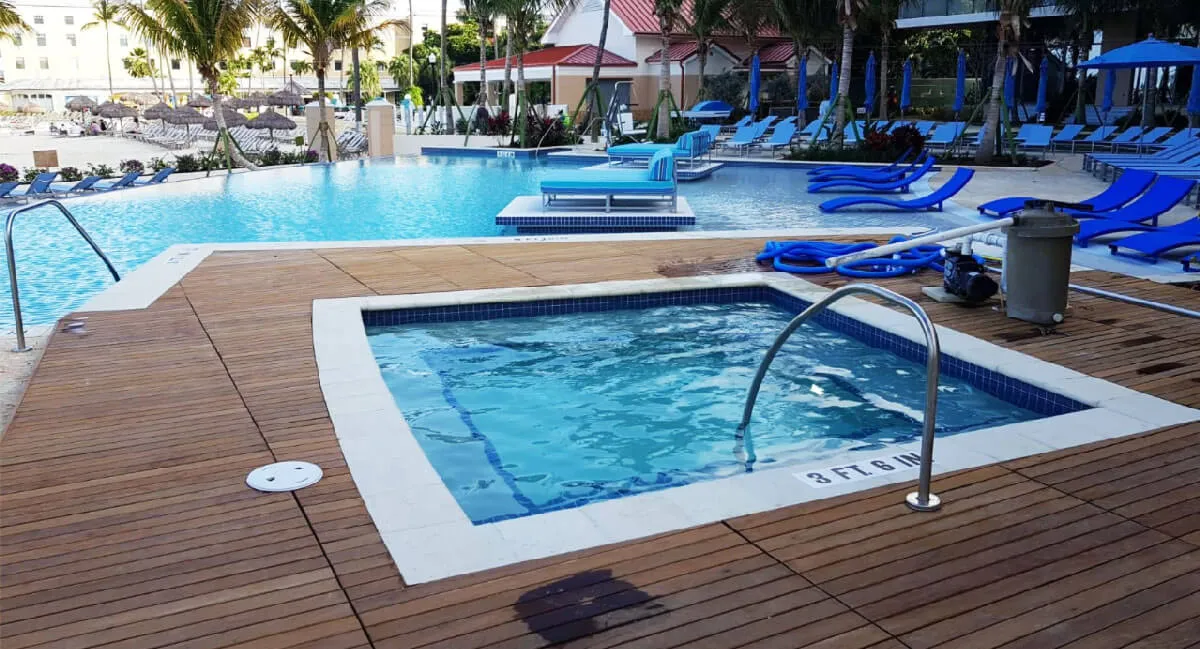 Bahamas Spa Coping Color Champion CoralStone Texture