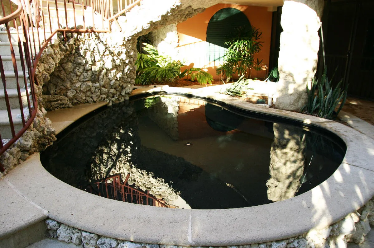 Marco Island Residence Spa White Color