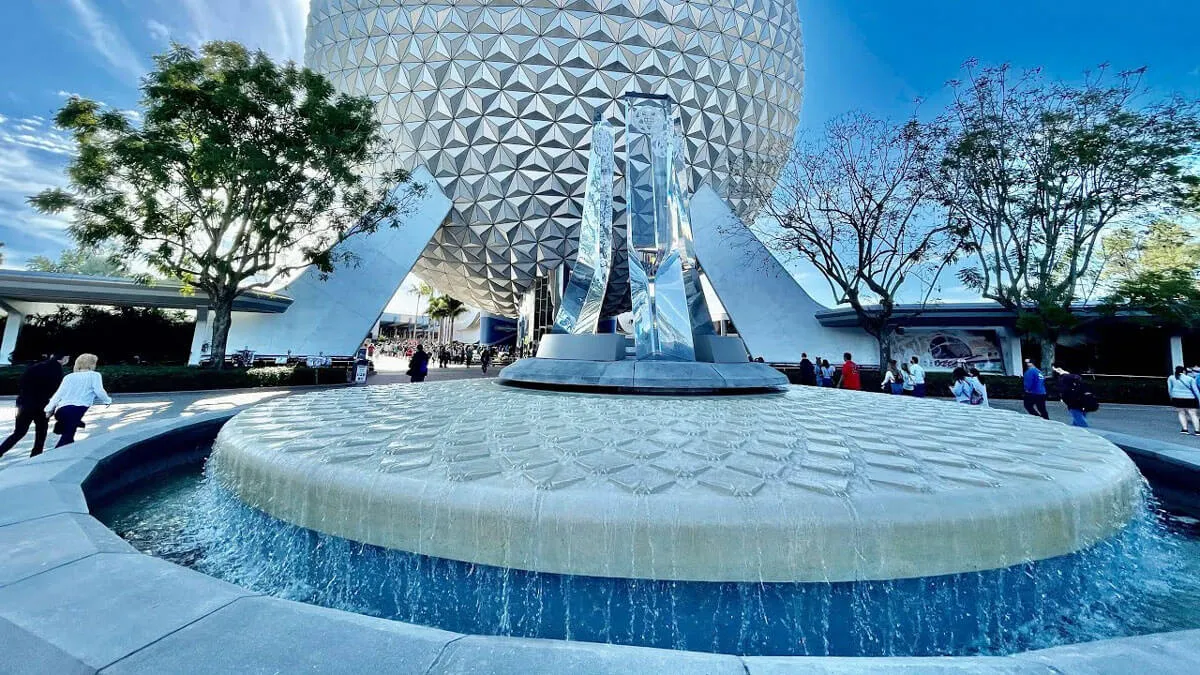 EPCOT Entry Fountain in Custom Colors
