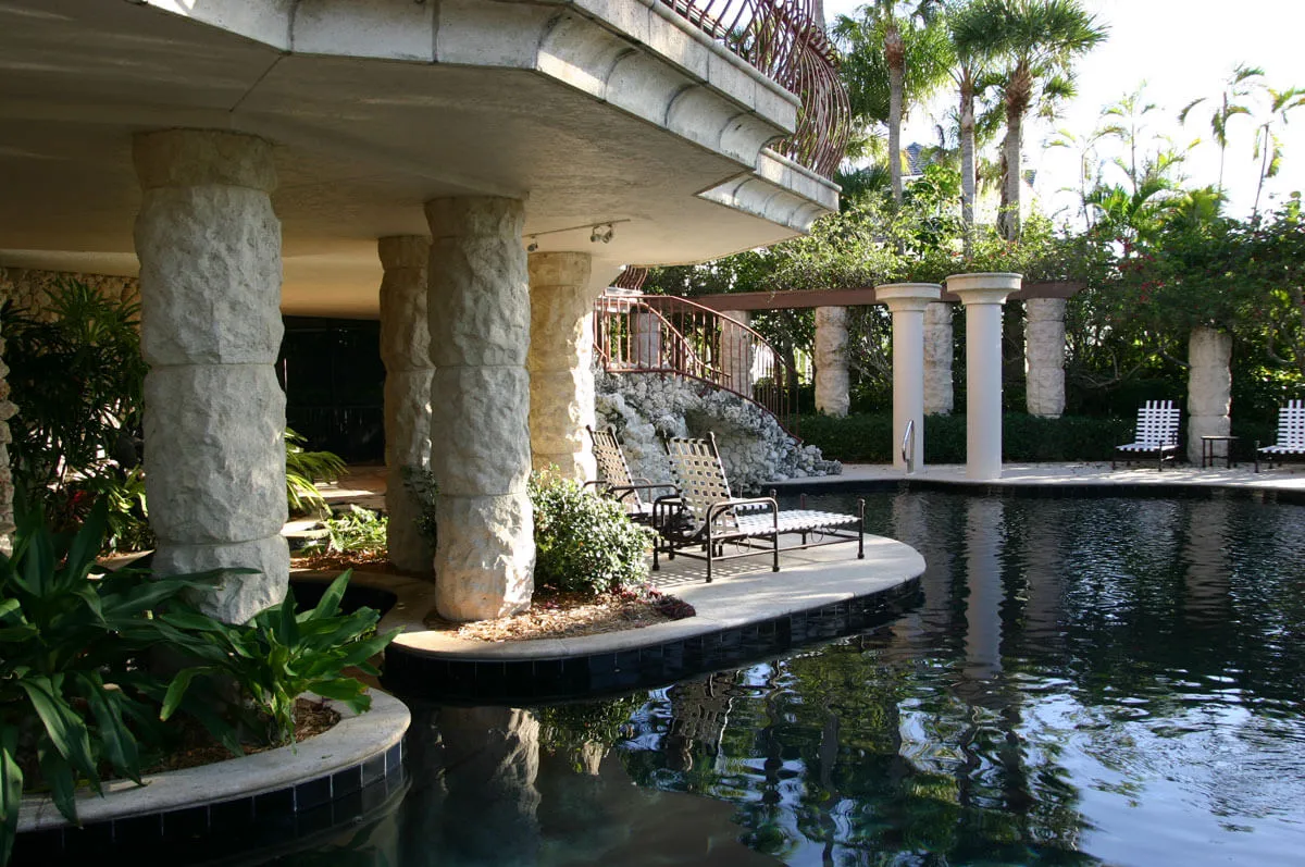 Marco Island Residence Color White Acid Wash