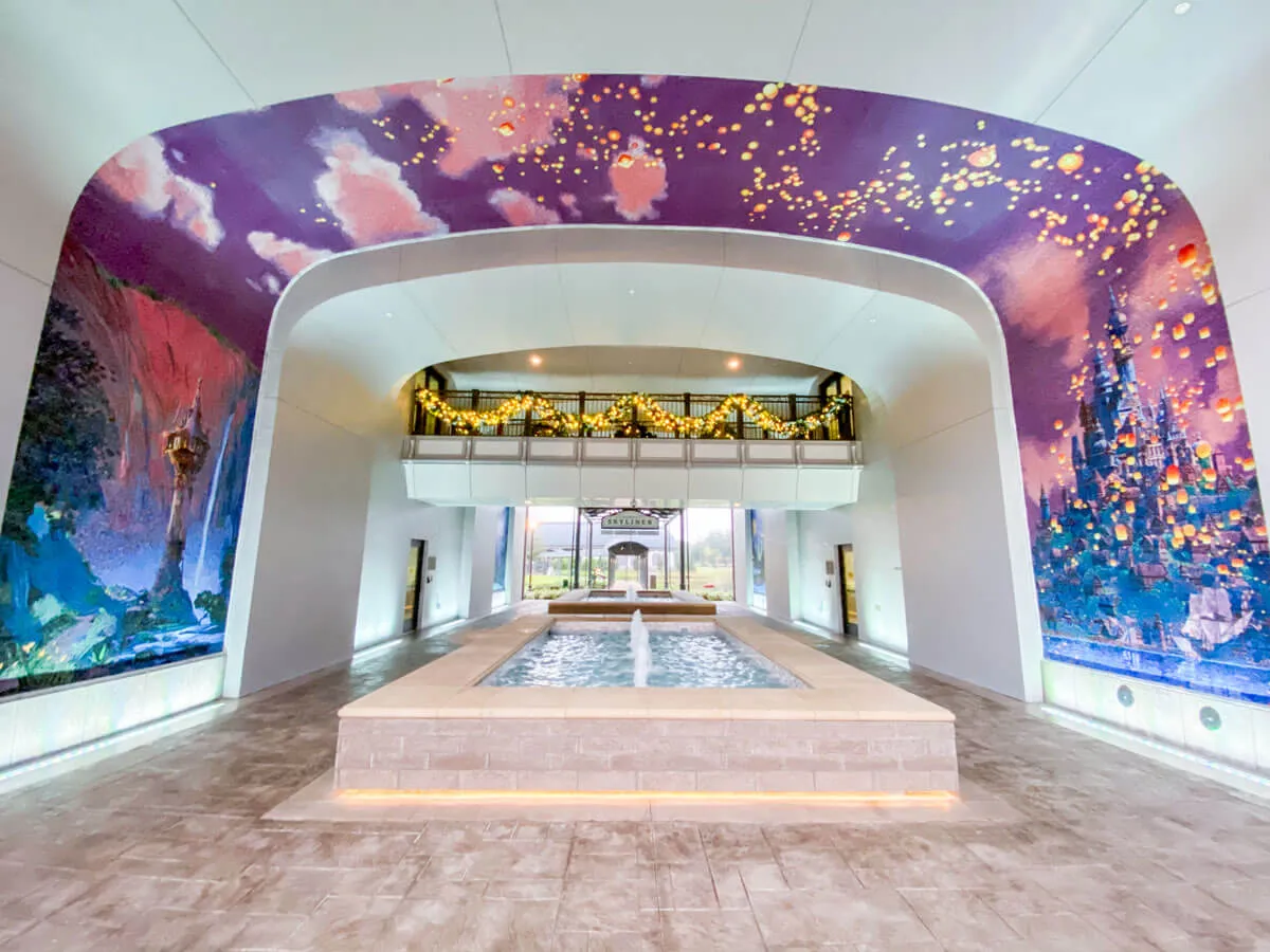 Rivera Resort Tunnel Fountain