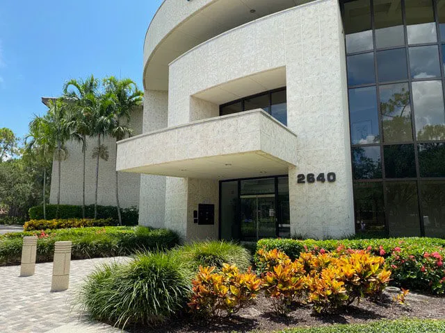 Collier Office Building Spandrel Panels Color Isleworth Regular Keystone Texture