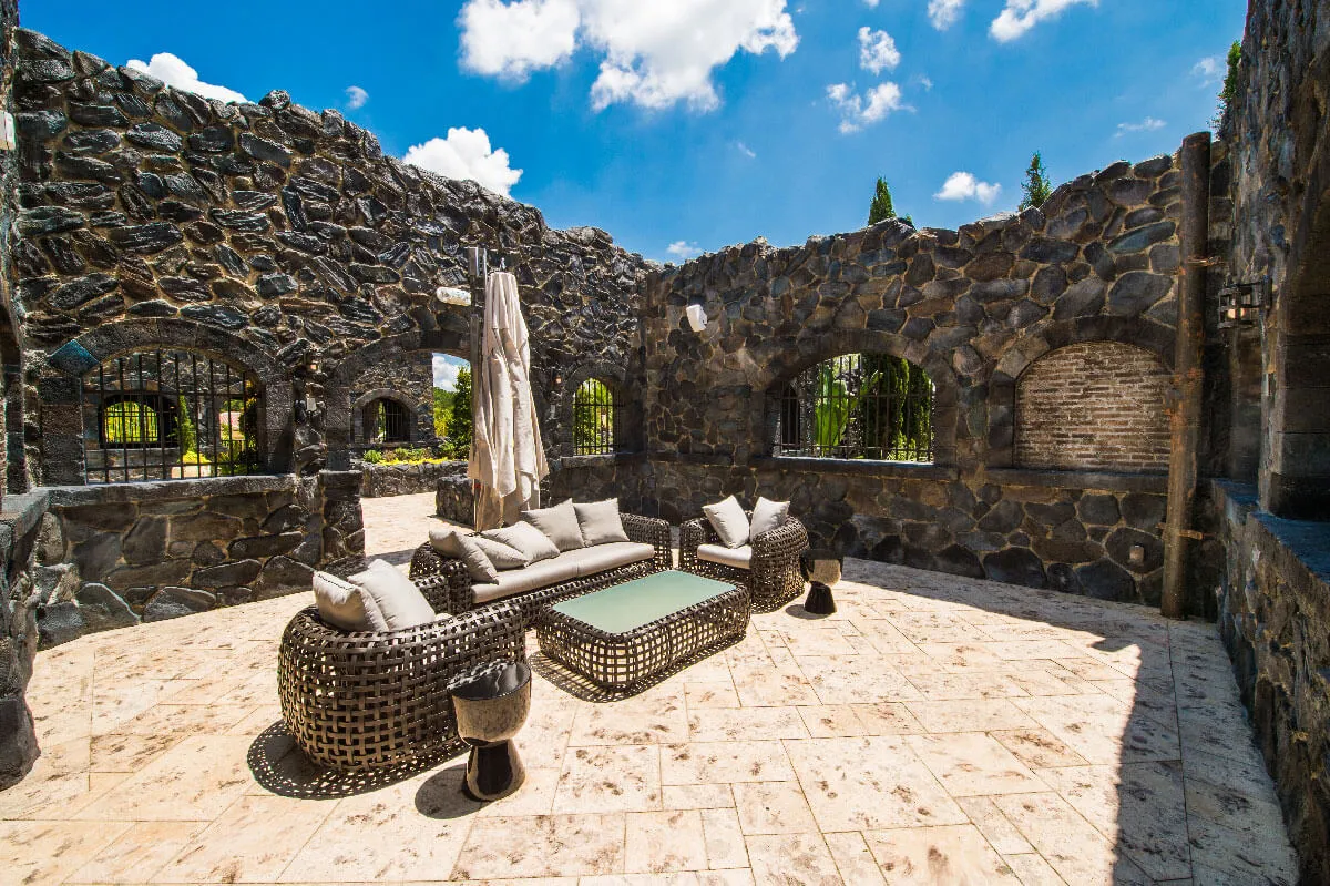 Large Concrete Stepping Paver Stone: A Stylish Pathway Solution