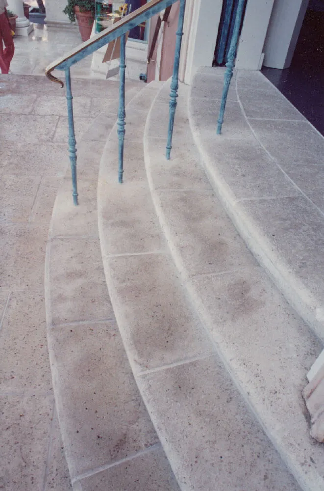 Sarasota Radial Treads