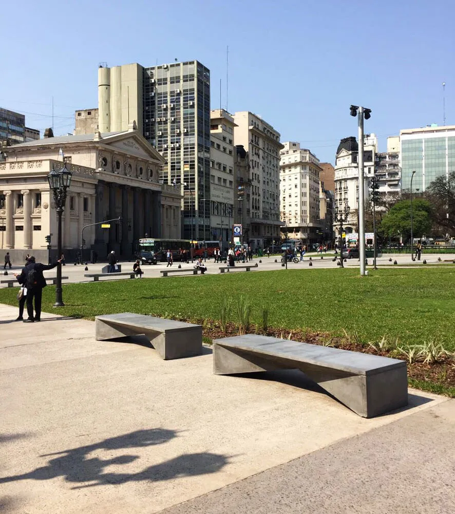Sentro Benches in_Plaza Lavalle
