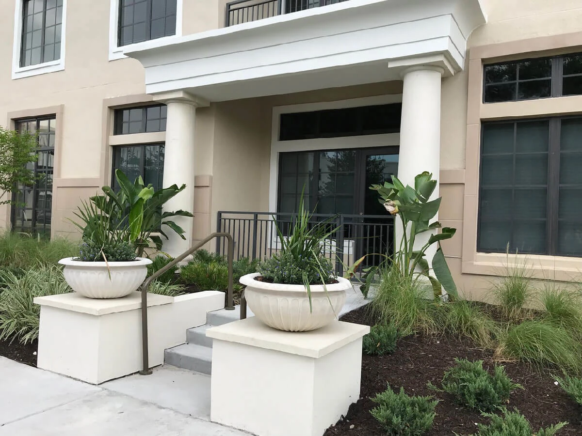 801 Central St. Petersburg