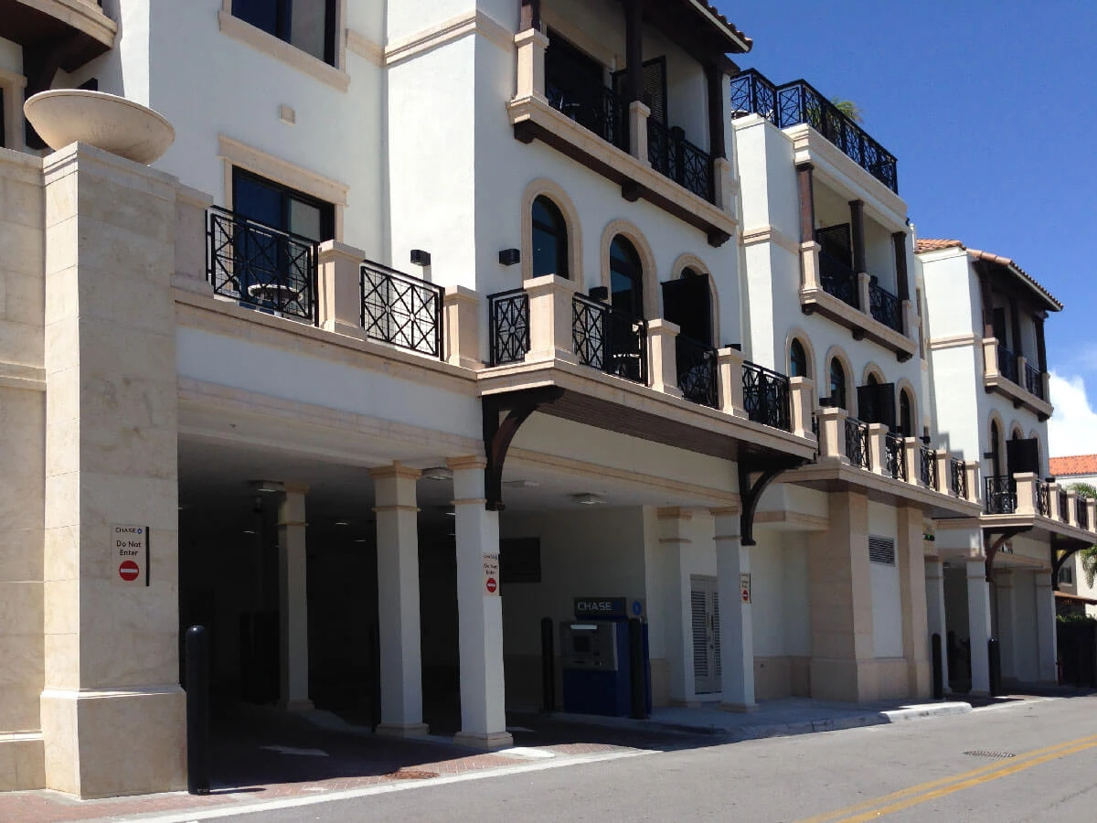 Naples Inn
