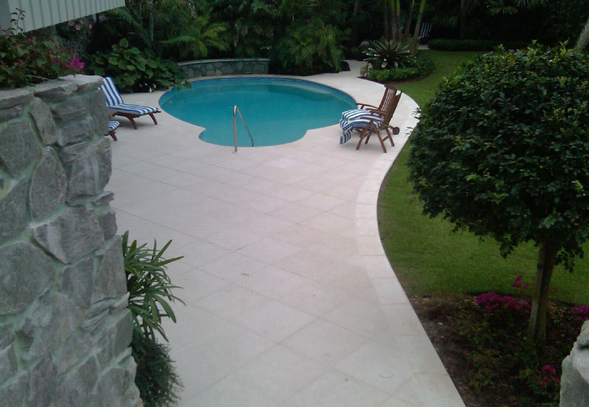 Naples Residence Pool Coping and Pavers in White