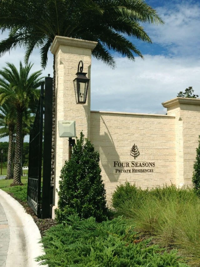 8 Ideas of Entry Signage: Which Is Most Useful for Your Business?